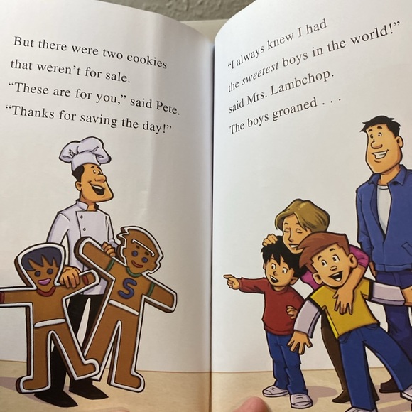 Flat Stanley Color Paperback Books “I Can Read 2 With Help” Set Of 2 - Picture 4 of 4